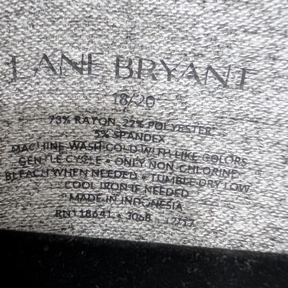 Lane Bryant Heather Gray Knit Like Material Short Sleeve w/ Ties Top Size 18/20 - Picture 3 of 9